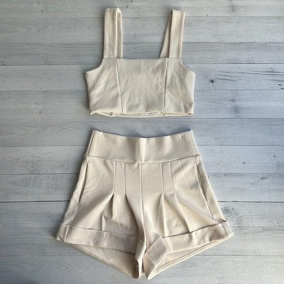 Fashion Nova Other - Fashion Nova Cream Two Piece Short Set XS